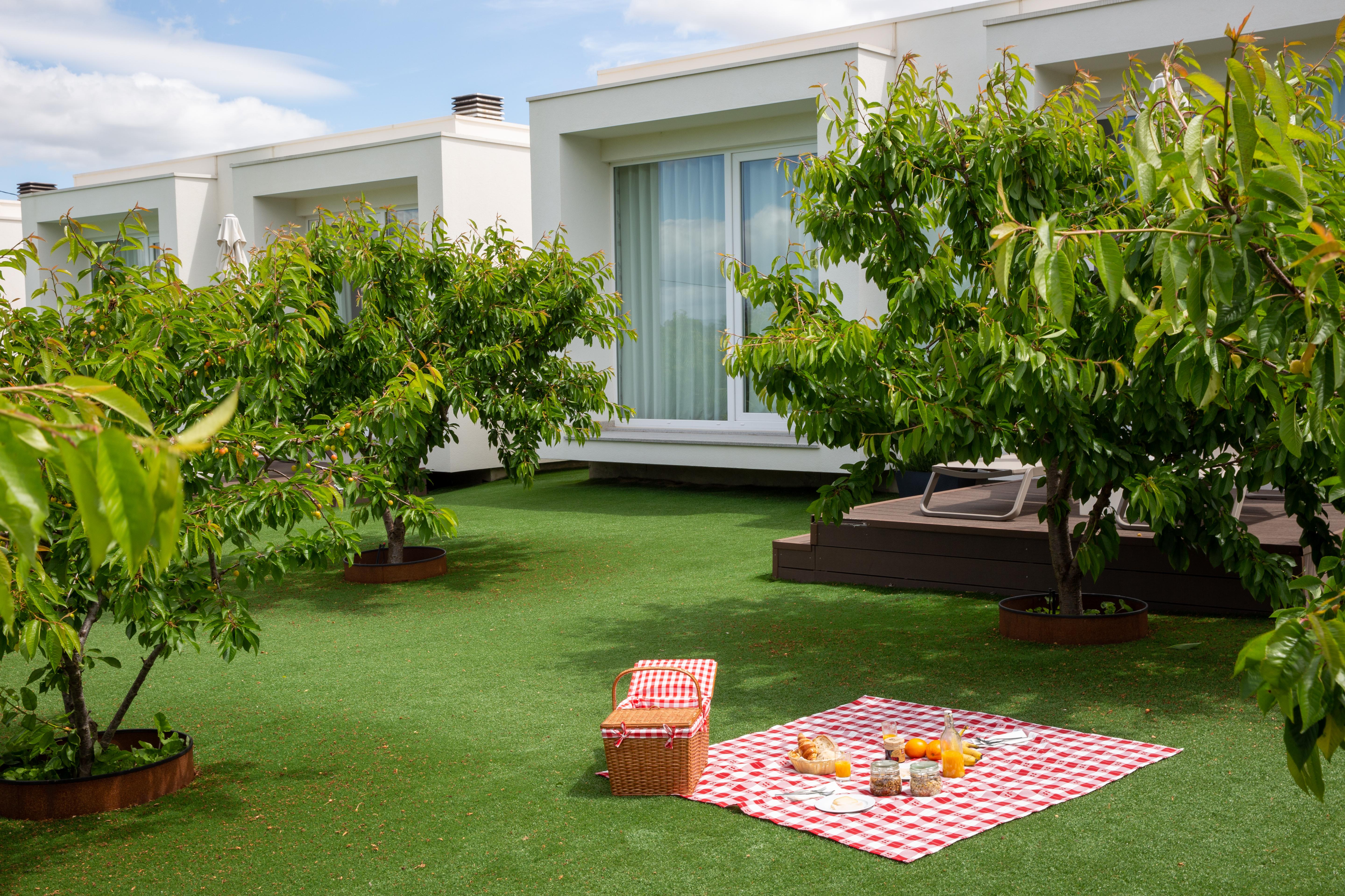 Cerca Design House Hotel Donas Buitenkant foto