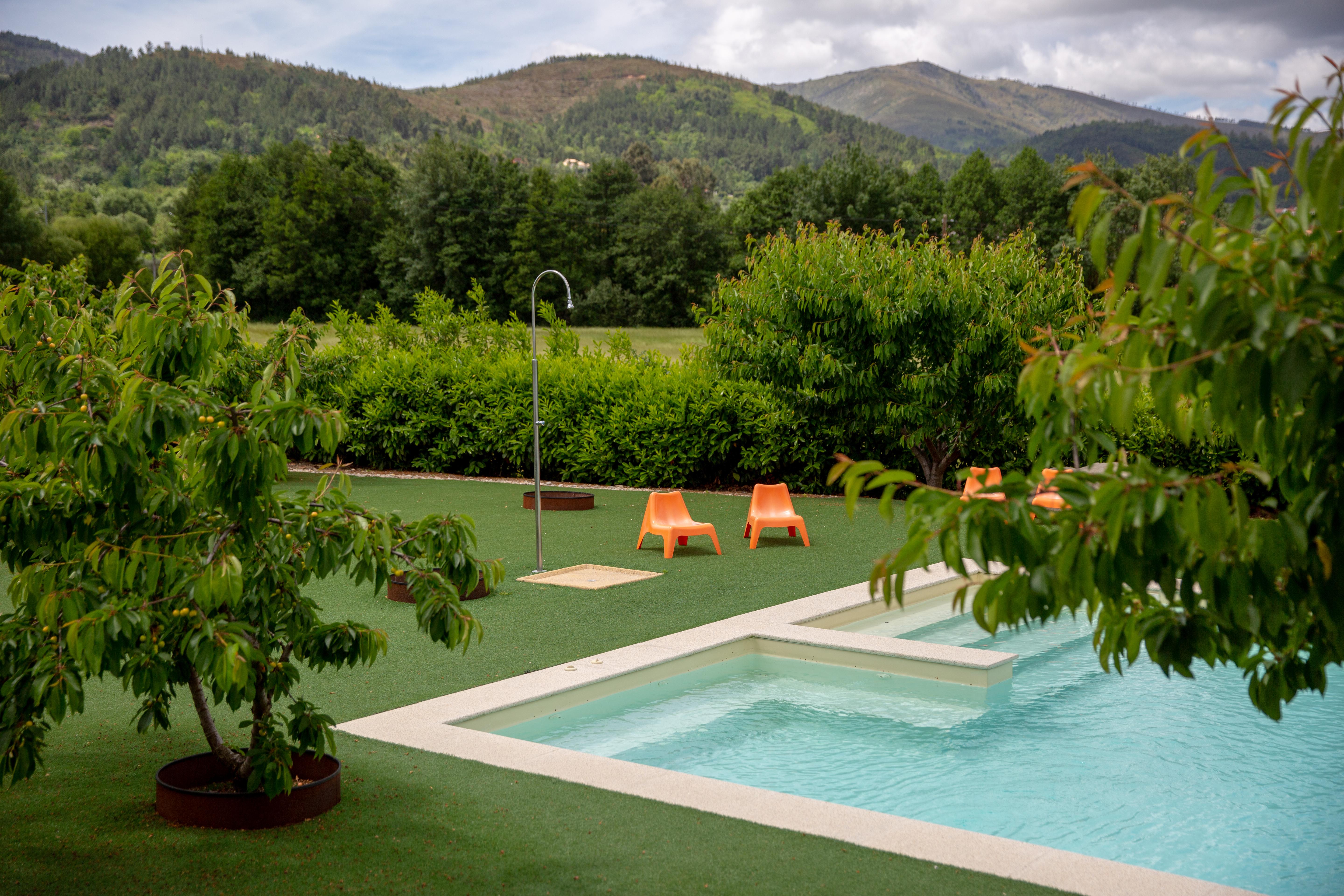 Cerca Design House Hotel Donas Buitenkant foto