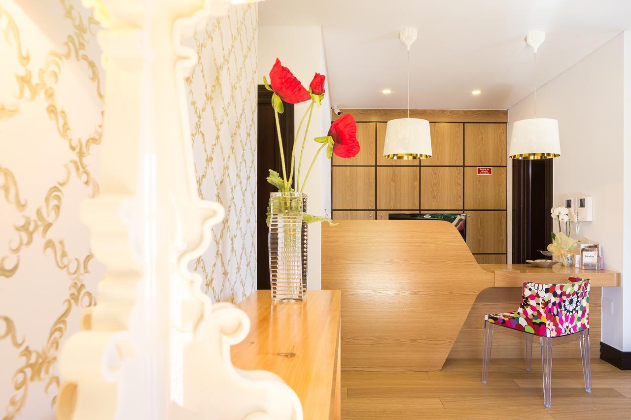 Cerca Design House Hotel Donas Buitenkant foto