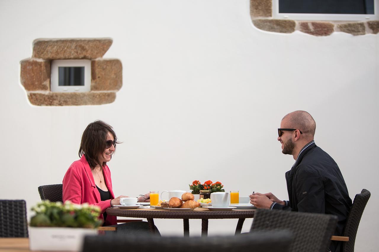 Cerca Design House Hotel Donas Buitenkant foto